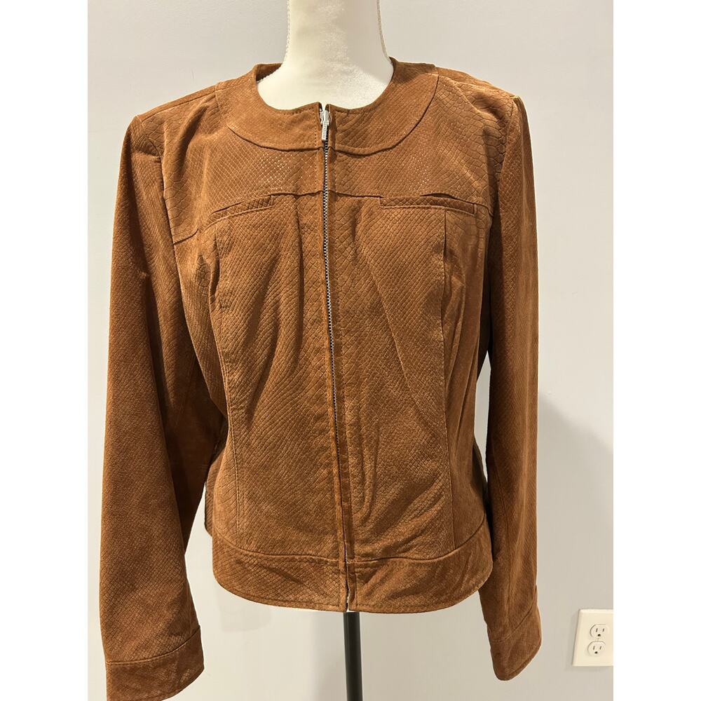 Lot of TWO Bernardo Leather Jackets. 1 brown, 1 black. XL - Picture 2 of 13